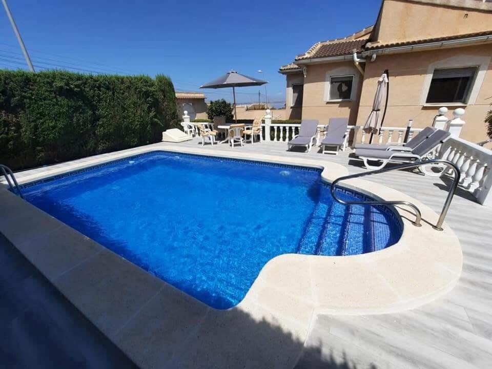 Quaint Ground Floor Apartment With Pool Lb1 Torrevieja Zewnętrze zdjęcie