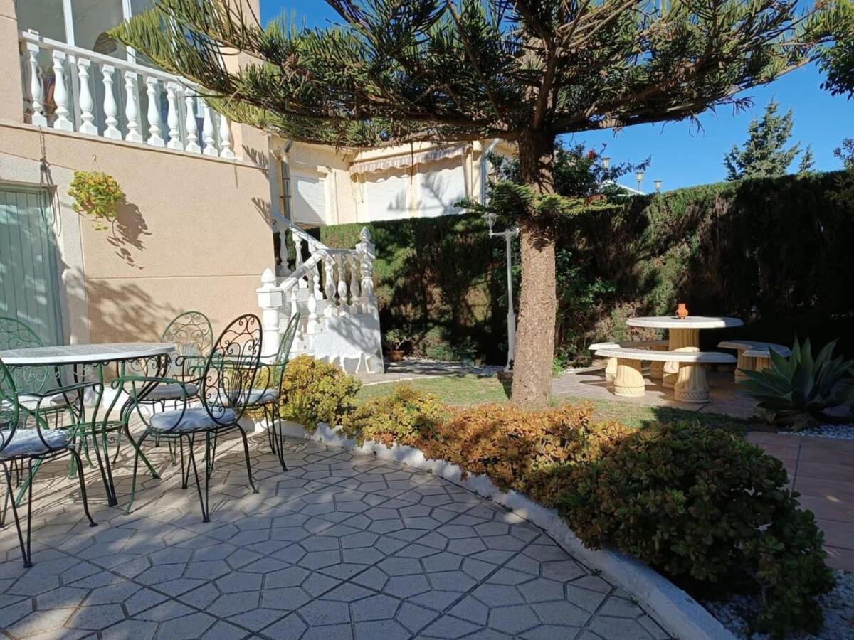 Quaint Ground Floor Apartment With Pool Lb1 Torrevieja Zewnętrze zdjęcie